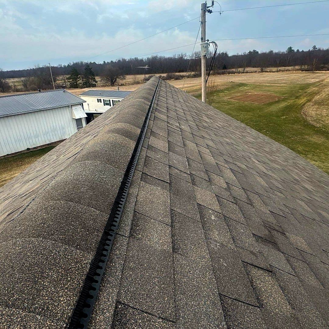 Gallery photos for Malarkey Legacy Class 4 Shingle Roof Replacement in New Lisbon WI: Image #2