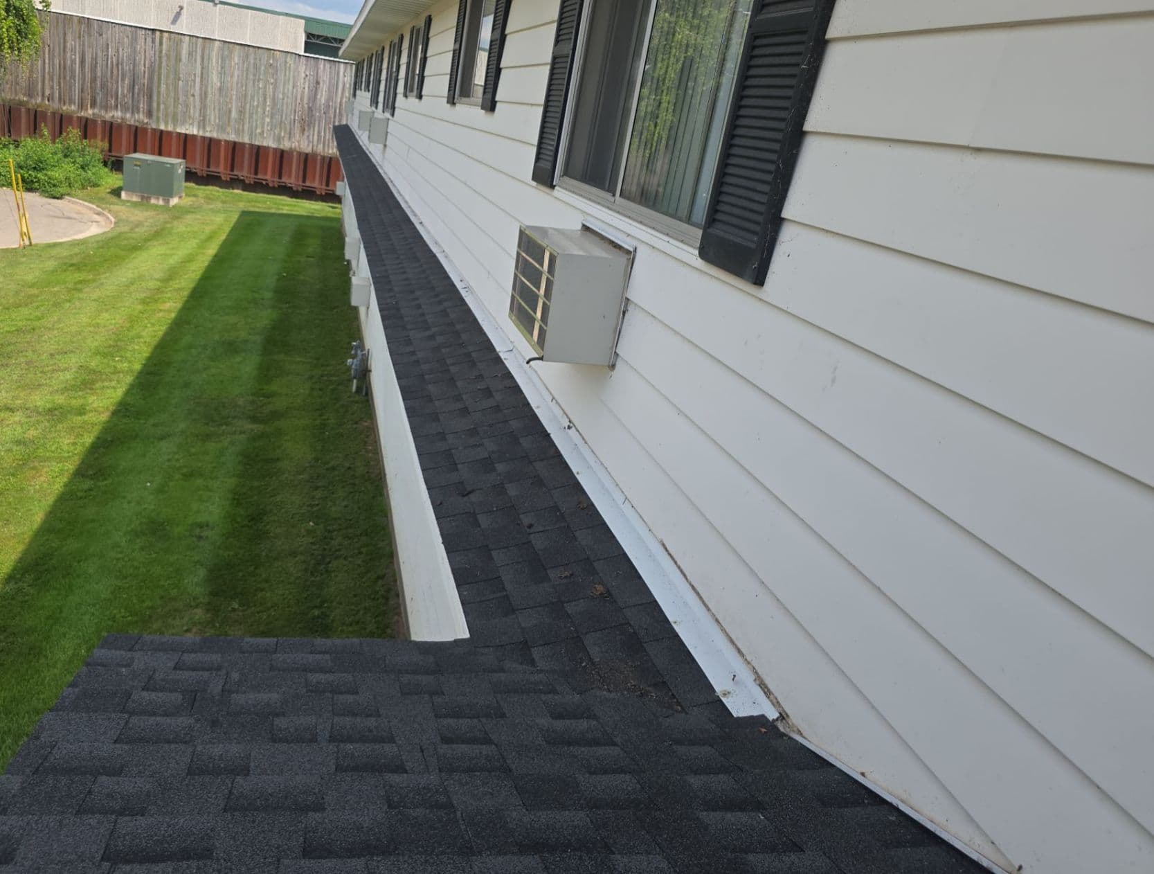 Gallery photos for Commercial Roofing Overhaul in LaCrosse: Image #9