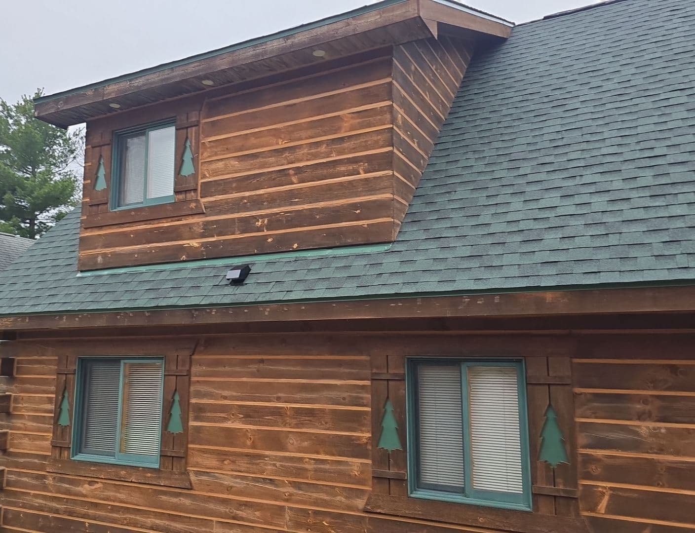Gallery photos for Roof Replacement on a Warrens WI Log Home: Image #3