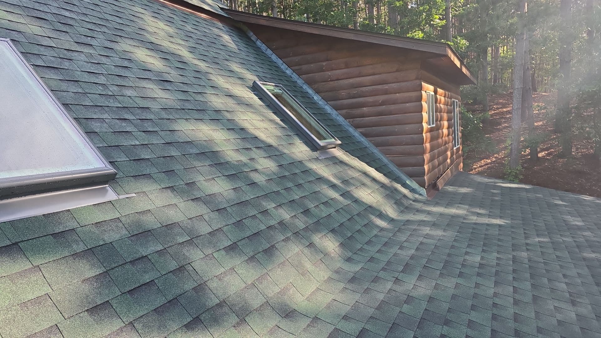 Gallery photos for Log Cabin Roof Revamp with Hunter Green Shingles: Image #1
