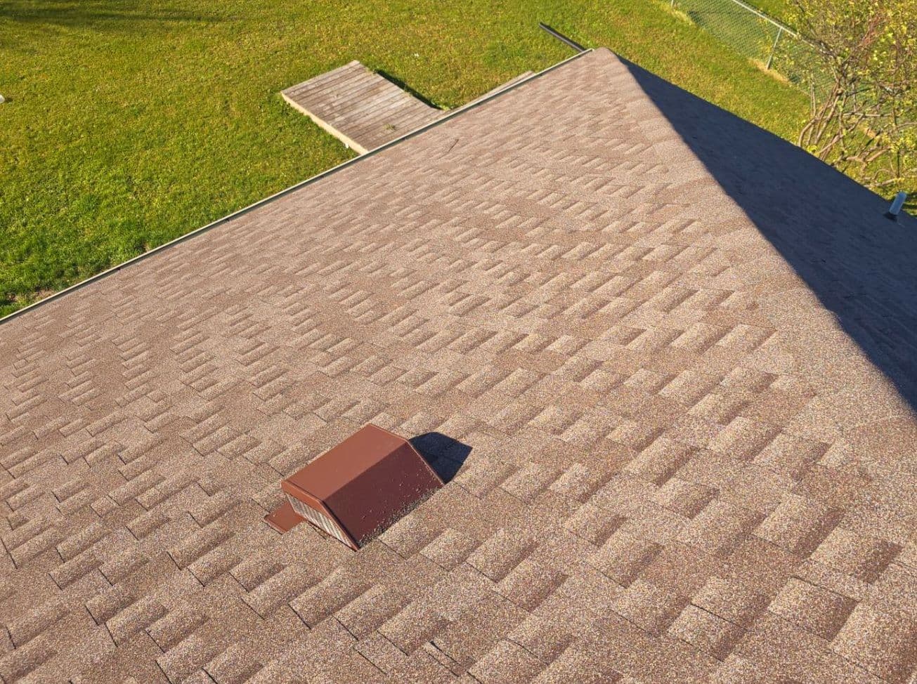 Gallery photos for Elegant Roof Replacement in New Lisbon: Image #6