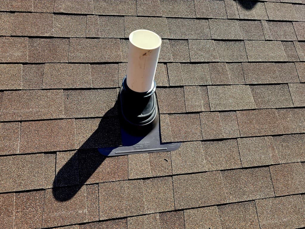 Gallery photos for Full Roof Replacement with Malarkey Shingles in Mauston WI: Image #4