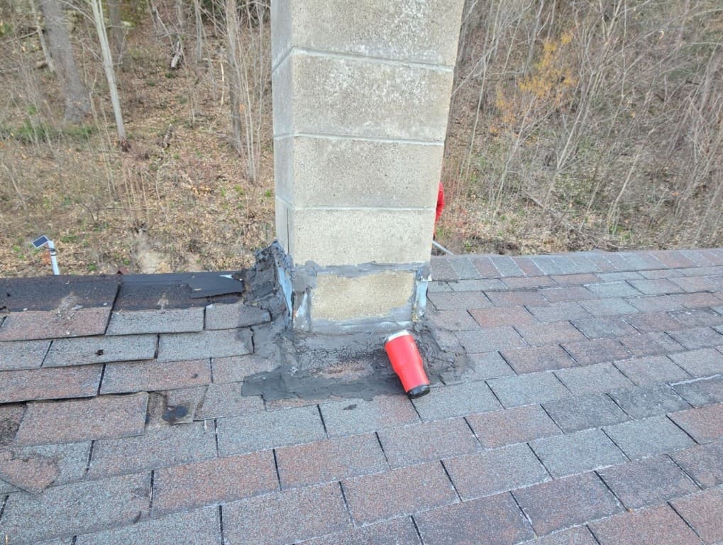 Gallery photos for Full Roof Replacement with Malarkey Shingles in Mauston WI: Image #3
