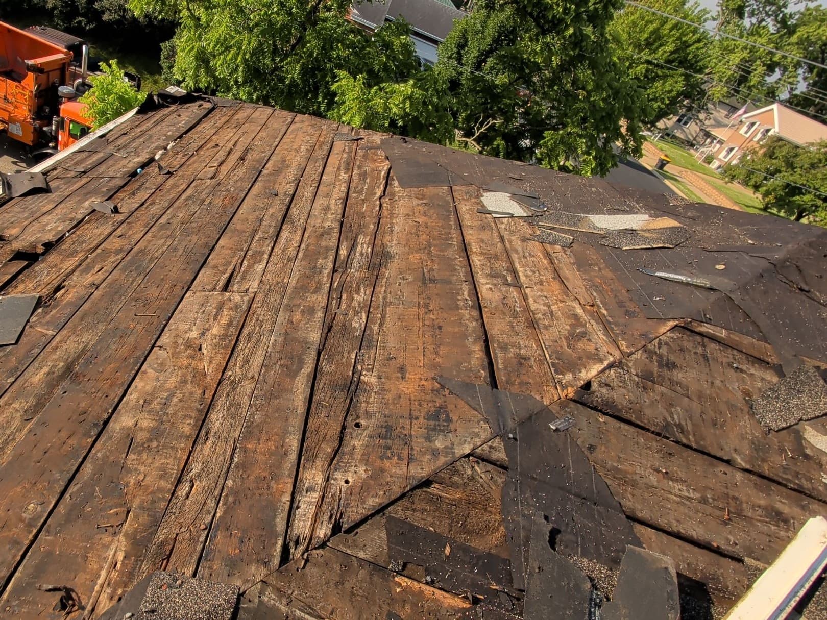 Gallery photos for Complete Roof Replacement in Tomah WI with Atlas StormMaster Shingles: Image #3