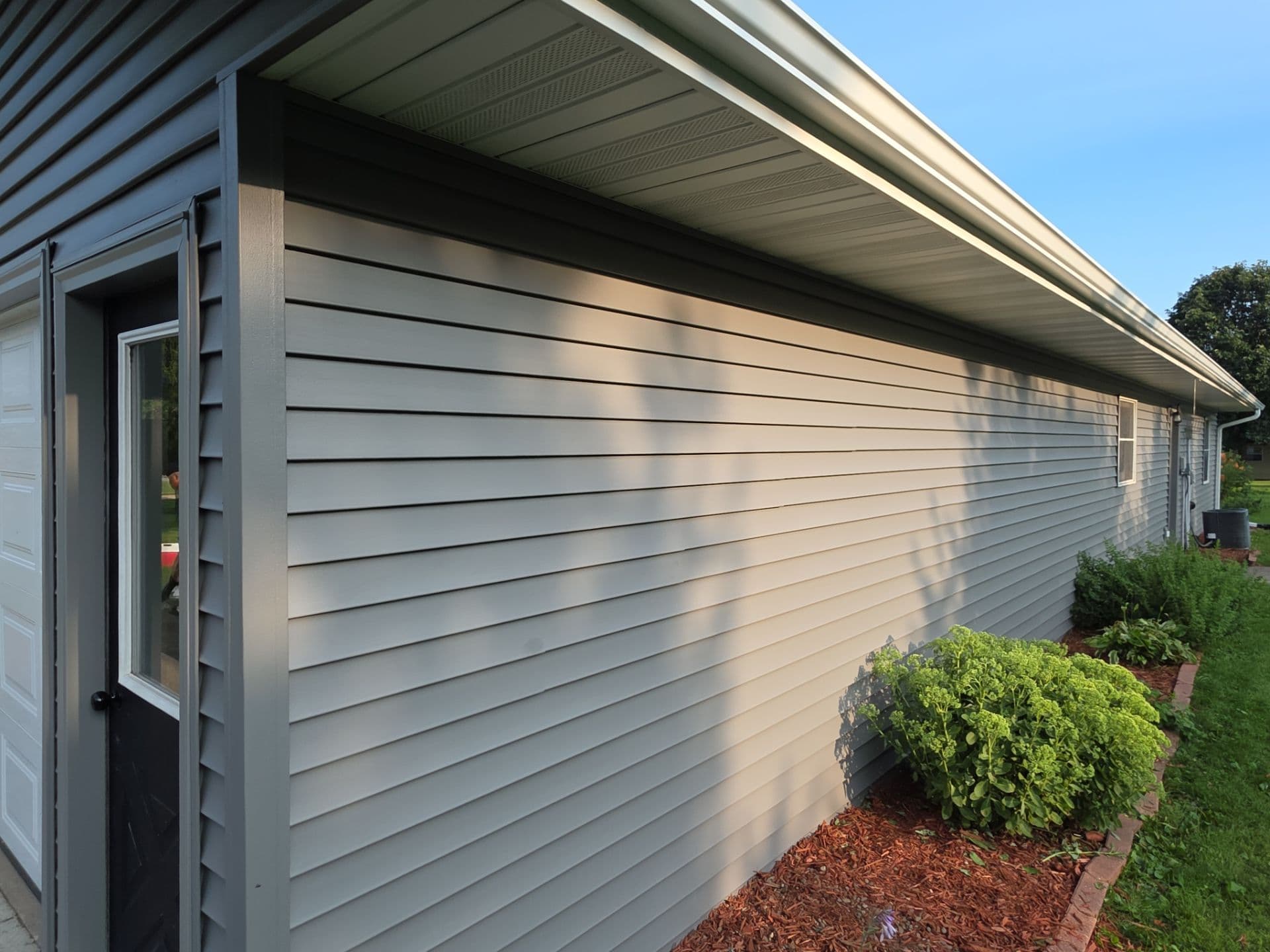 Gallery photos for Hail Damage Siding Replacement Done Right in La Farge WI: Image #3