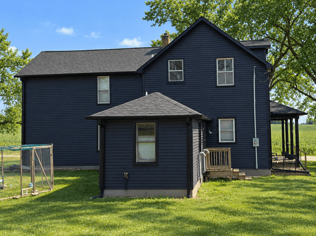 Gallery photos for New Roof and Siding on a Potosi Wisconsin Property: Image #3